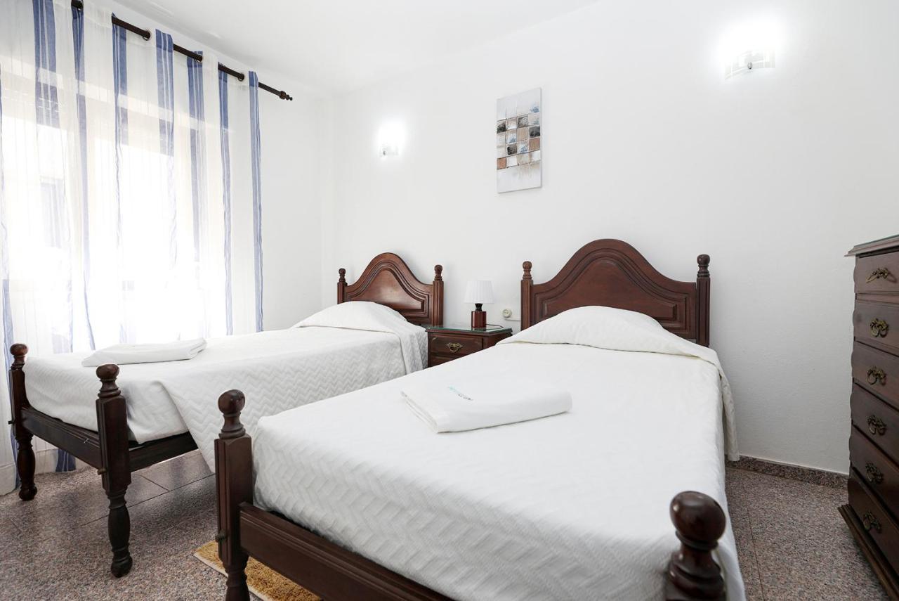 Akisol Apartments In Burgau Budens Bagian luar foto